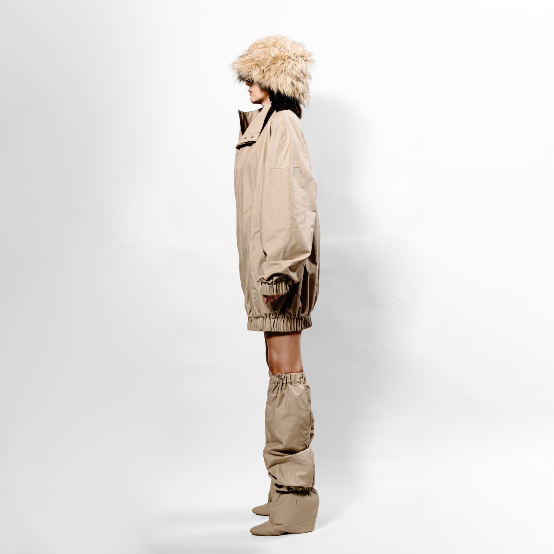 Youhan Jacket Beige - Side View