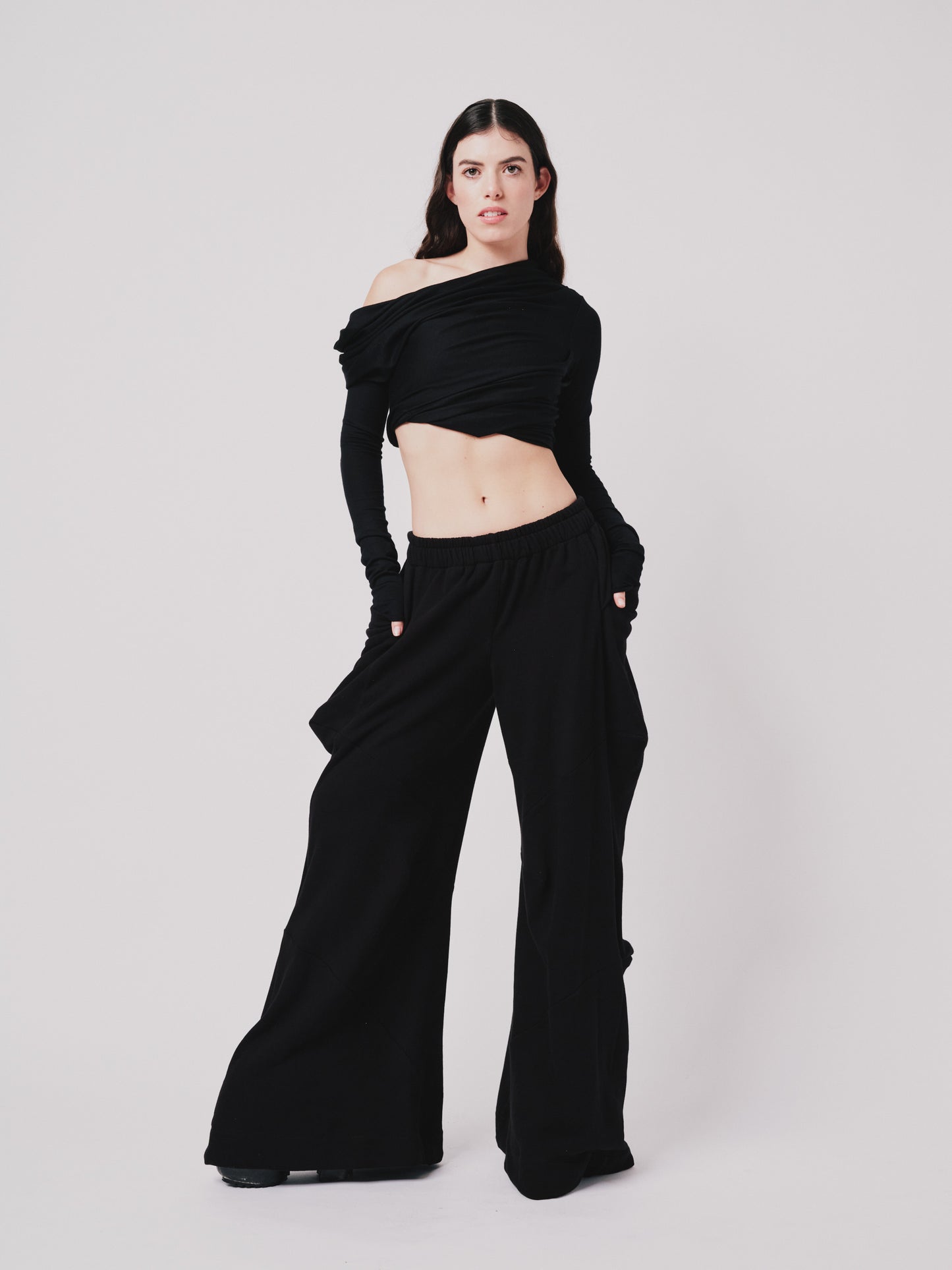Track Cargo pant - Black | PRE-ORDER