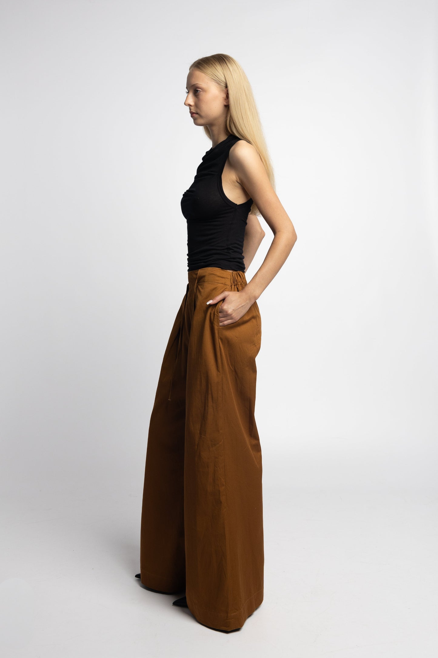 Wide leg cotton pants with drawstring and pockets